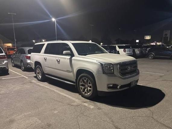 GMC YUKON XL 2017 1GKS2GKC1HR222366 image